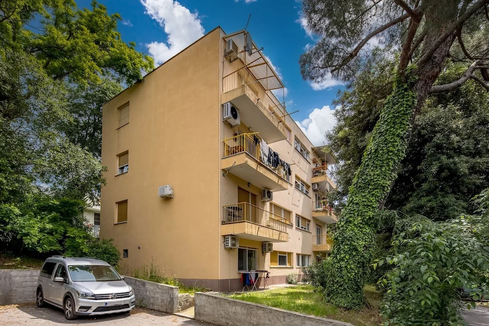 City Apartment Nurli Near Beach