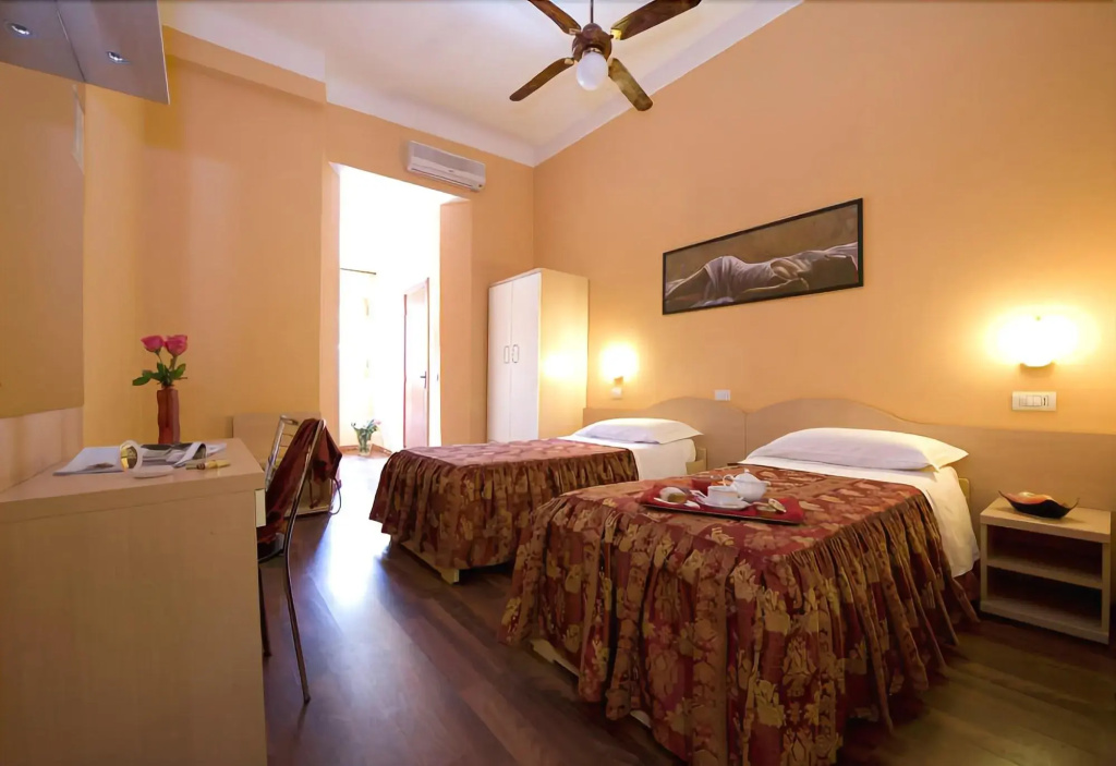 Hotel photo 8
