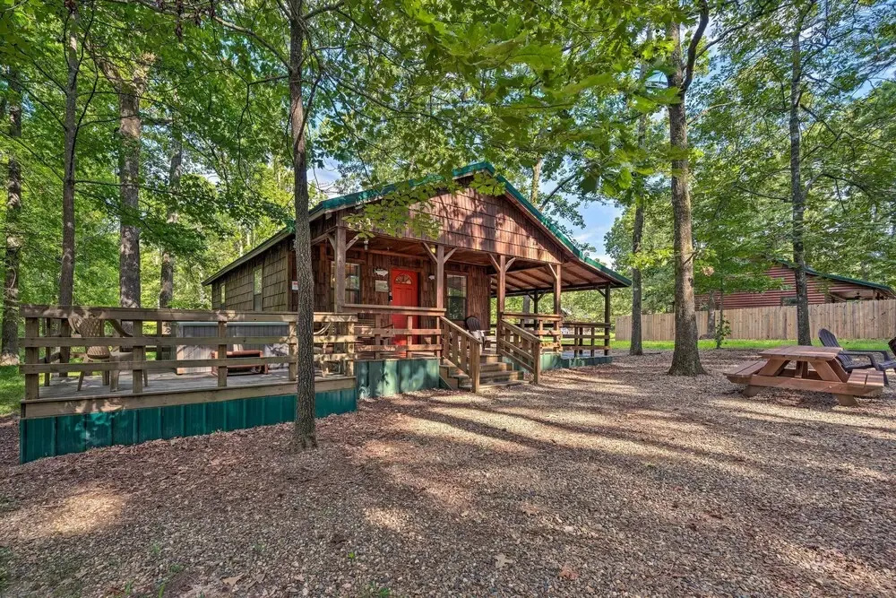 Broken Bow Bungalow - Relaxed Retreat With Deck!
