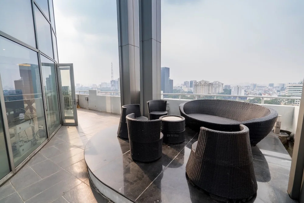 Luxury Penthouse 4BRS City Centre