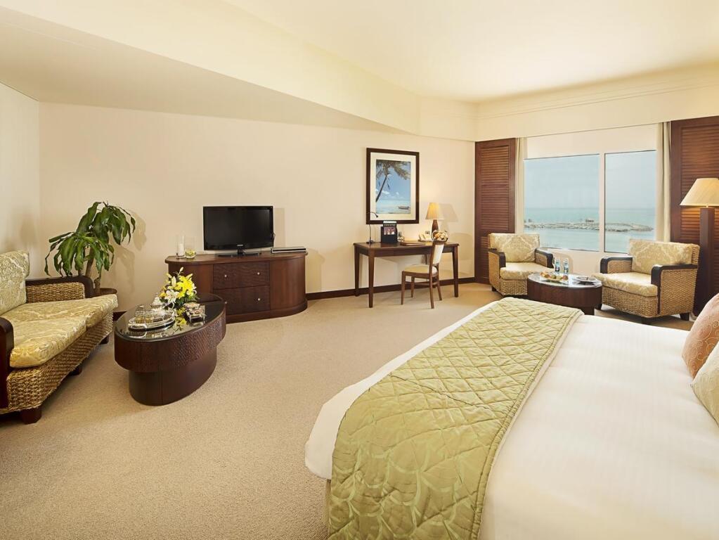 Danat Jebel Dhanna Resort