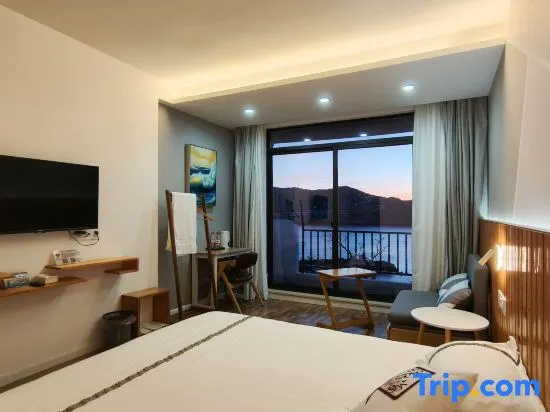 Standard Double room with sea view (full double bed)