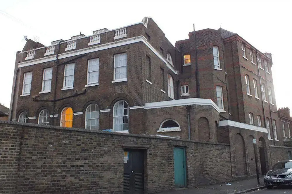 Silk House