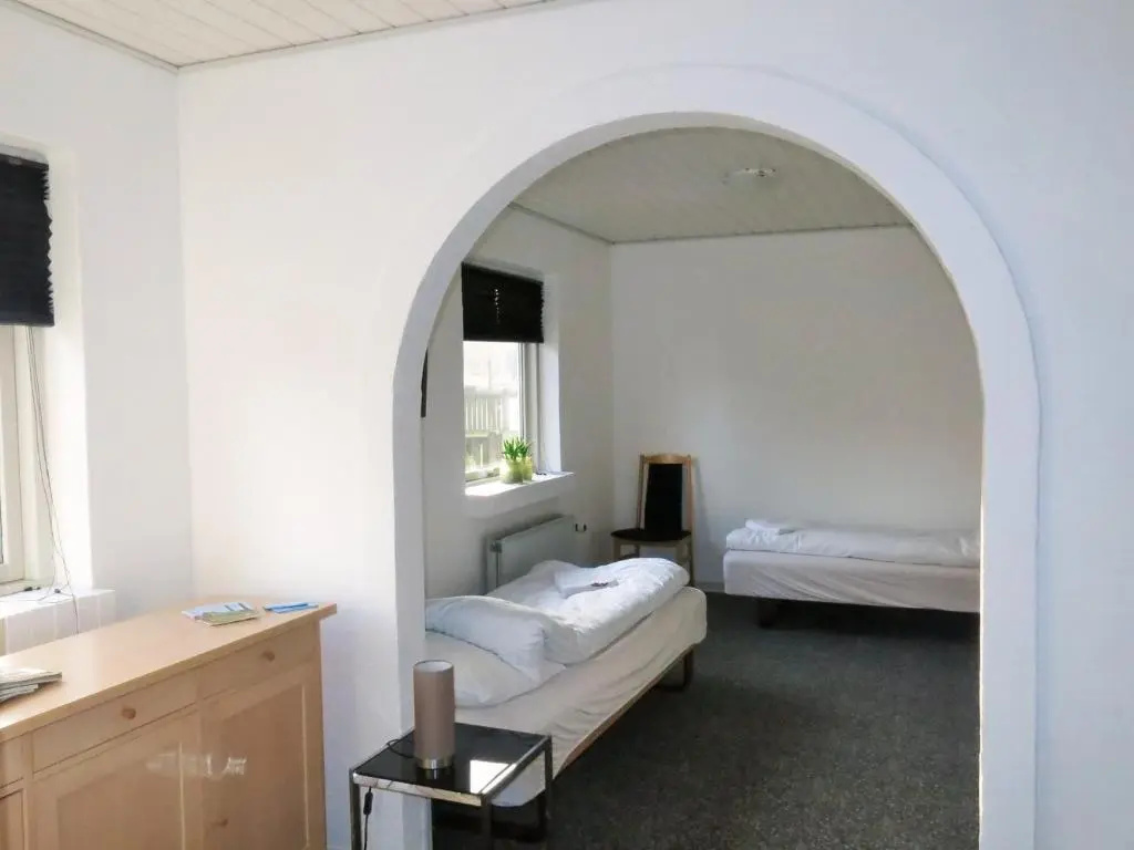 Economy room