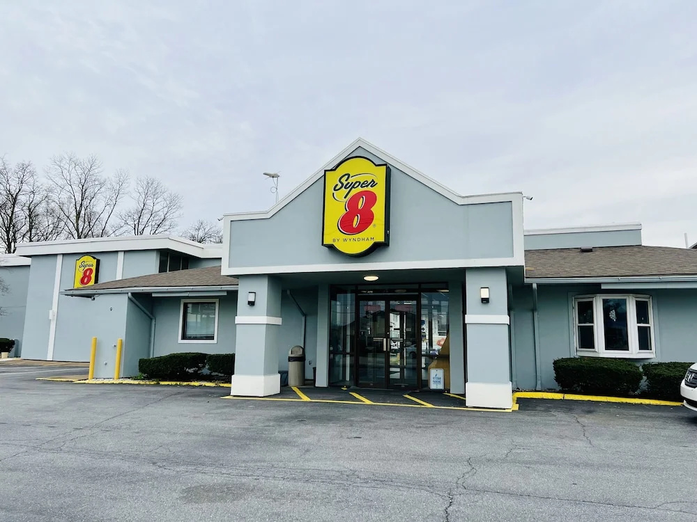 Super 8 Carlisle North