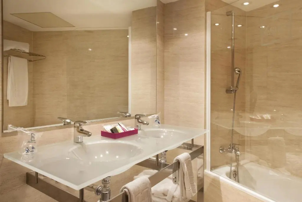 Hotel Zenit Lleida - Chambres