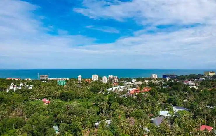 Beach & Waterfront
