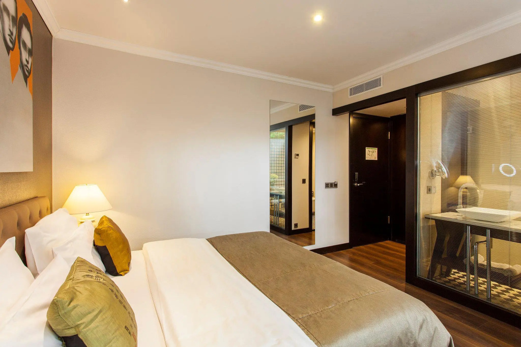 Economy Double room (full double bed)