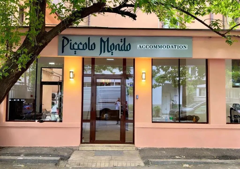 . Piccolo Mondo by Citybookings