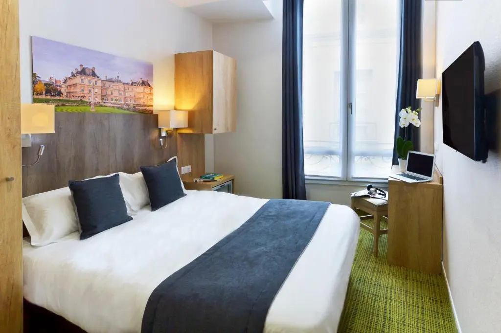 Standard Double room (full double bed)