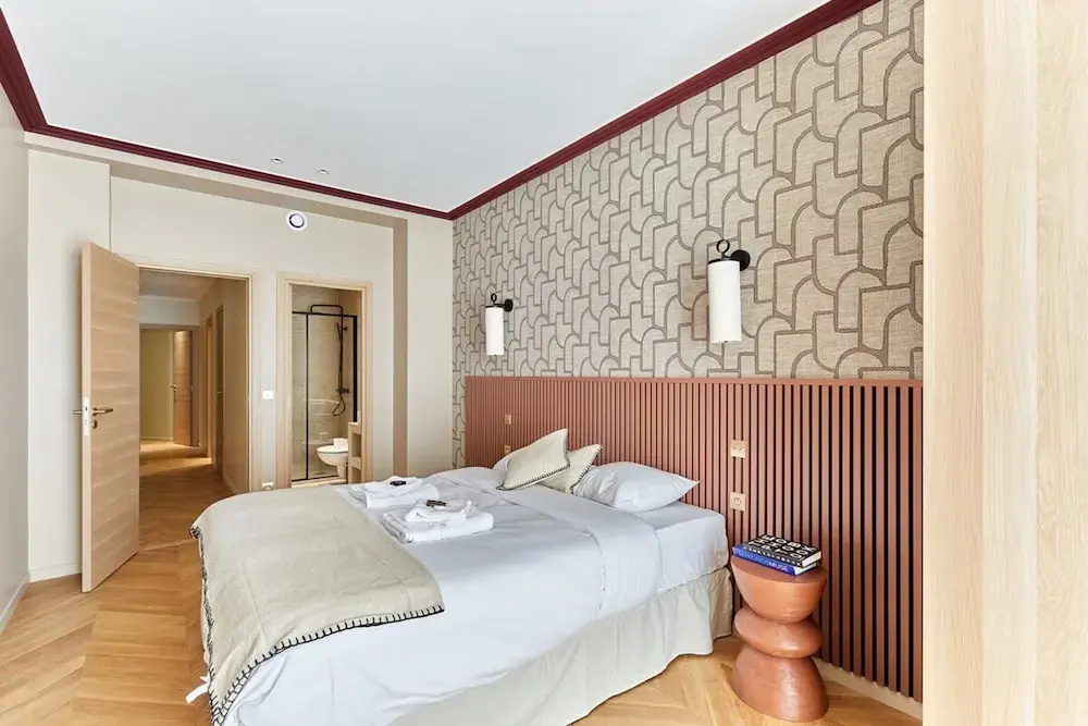 Incredible AC Apartment 3 Bedrooms Center of Paris — фото