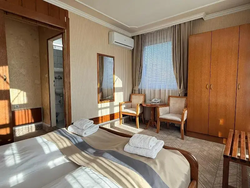 Standard Suite