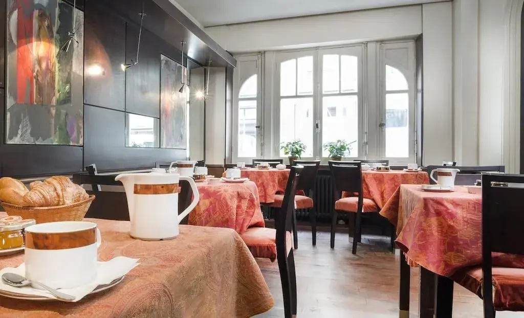 Hôtel Bonsoir Madame - Général