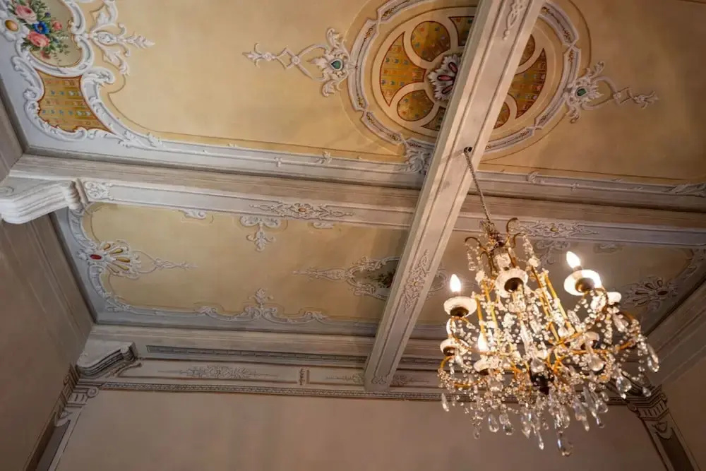 Tuscan Palace - Avignonesi