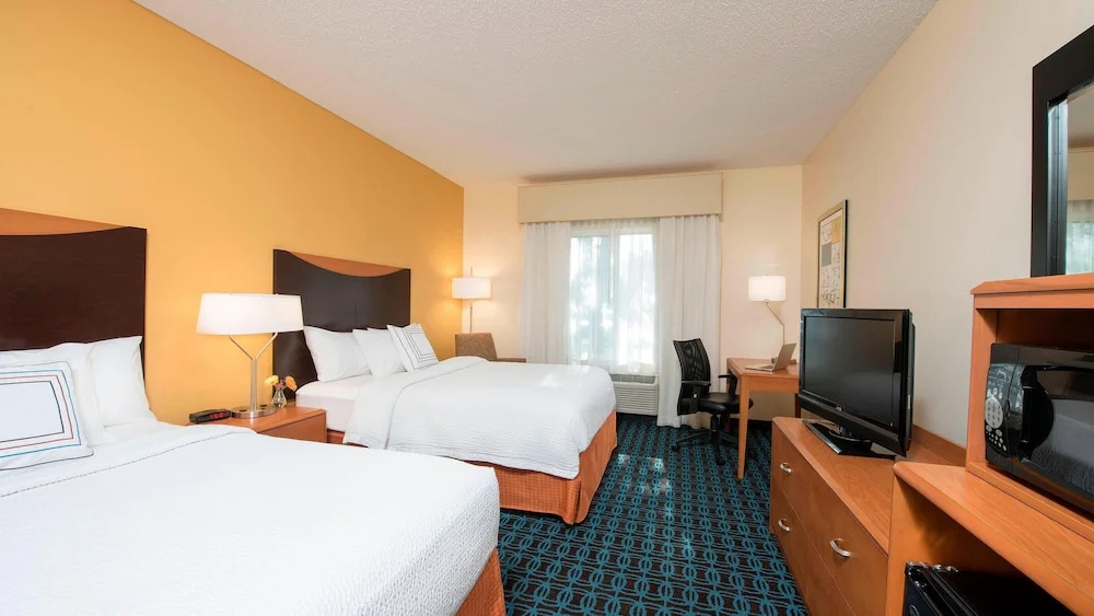 Fairfield Inn & Suites Bloomington