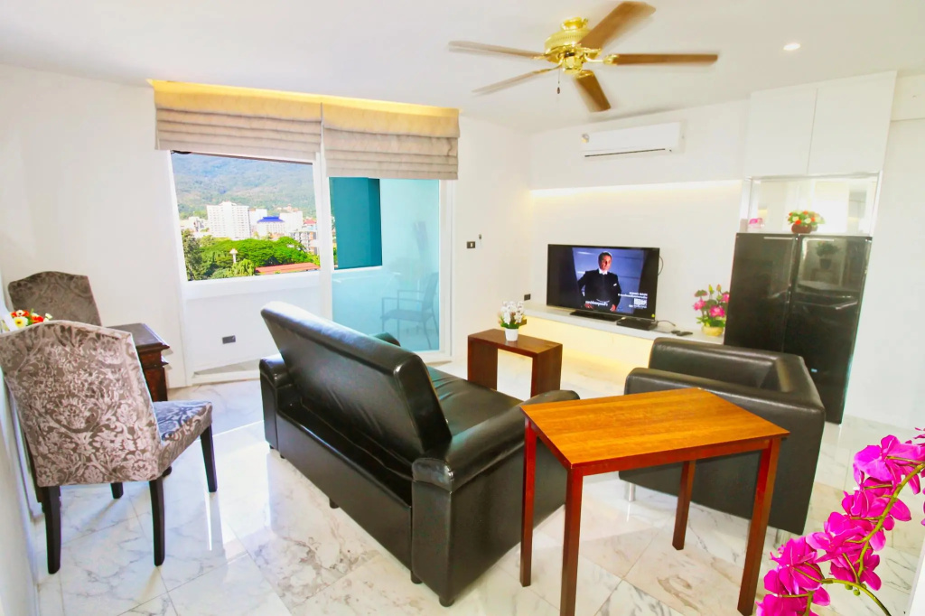 2 Bedrooms Deluxe Apartment