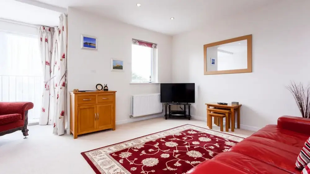 Driftwood in Poole With 3 Bedrooms and 3 Bathrooms - фото 3