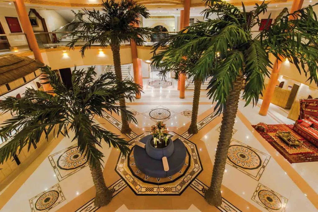 Hotel photo 12
