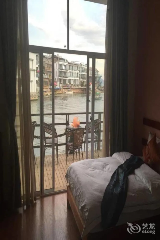 Hotel photo 40