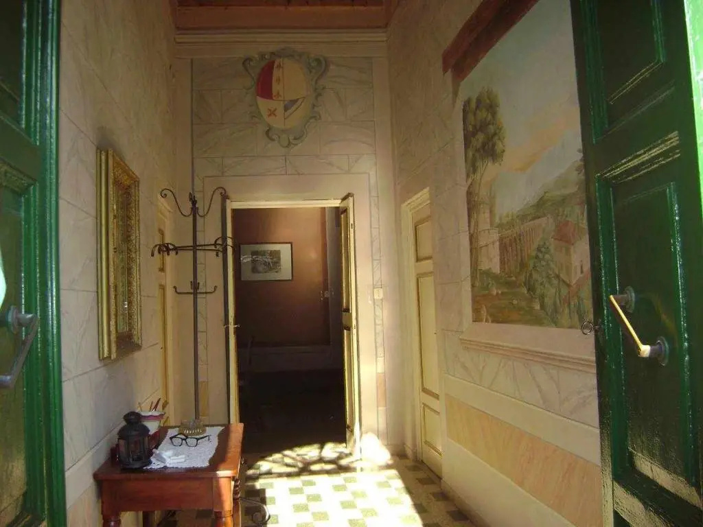 3 Bedrooms Cottage