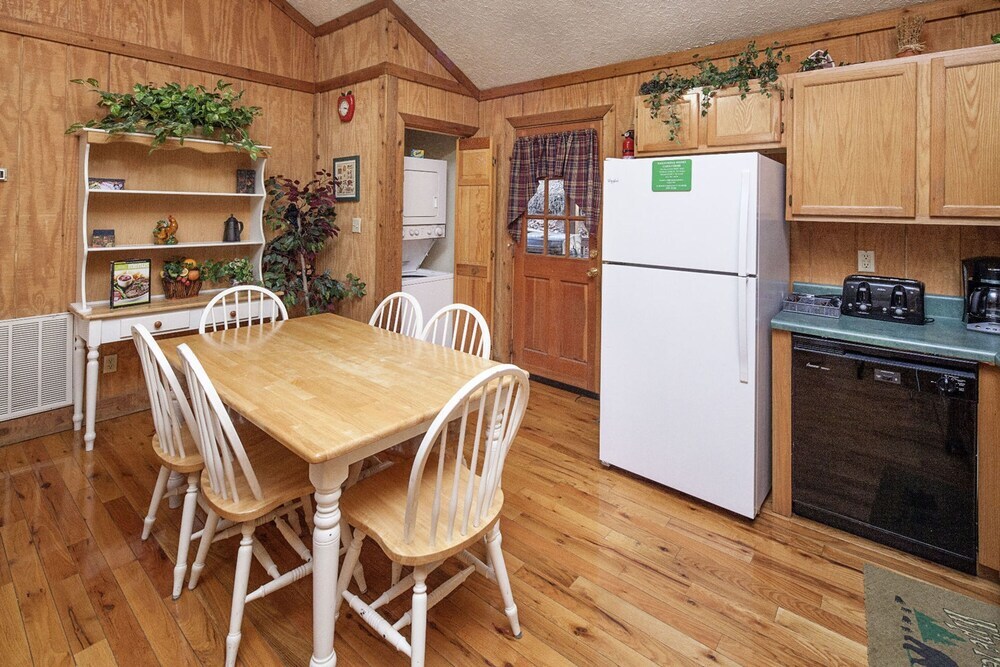 Отель Grandpas Getaway by Eagles Ridge Resort, фото 12