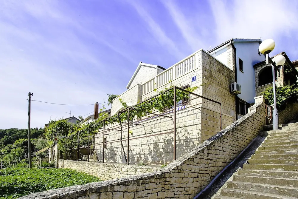 Apartments Ostoja