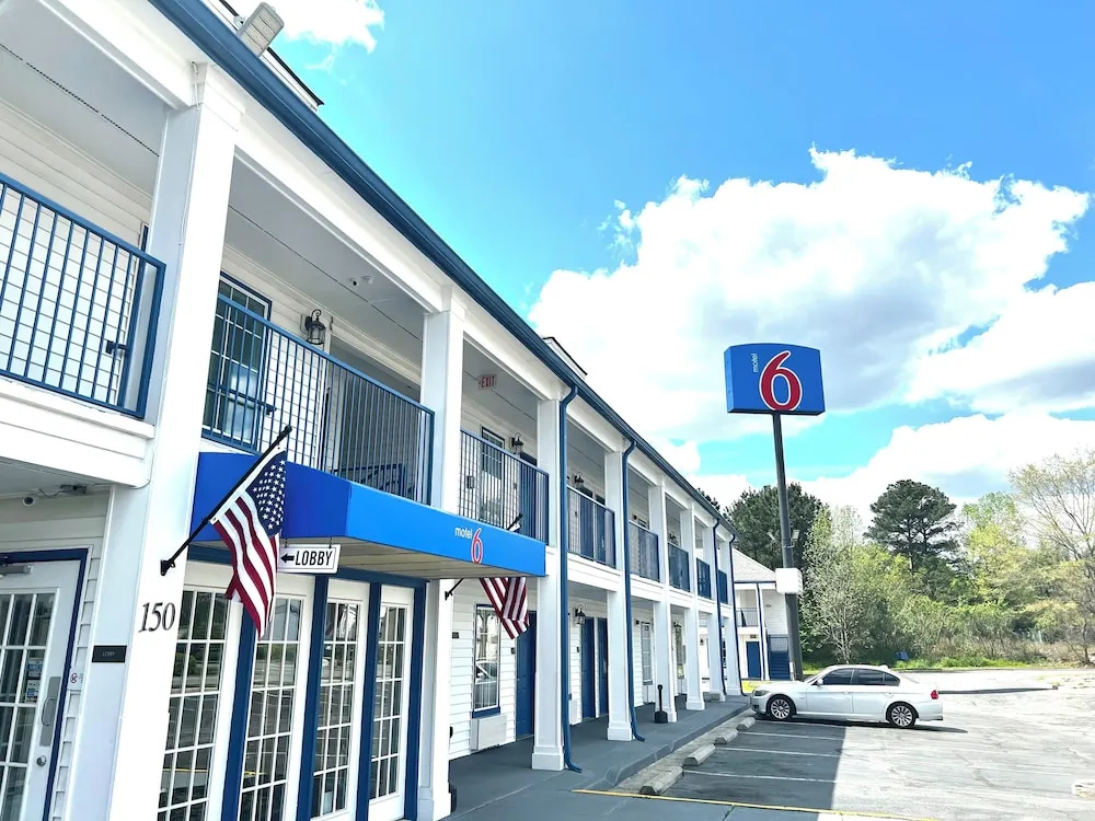 Baymont Inn & Suites Macon I-475
