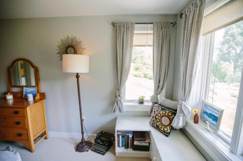 Отель 360 Full Circle BnB, фото 10