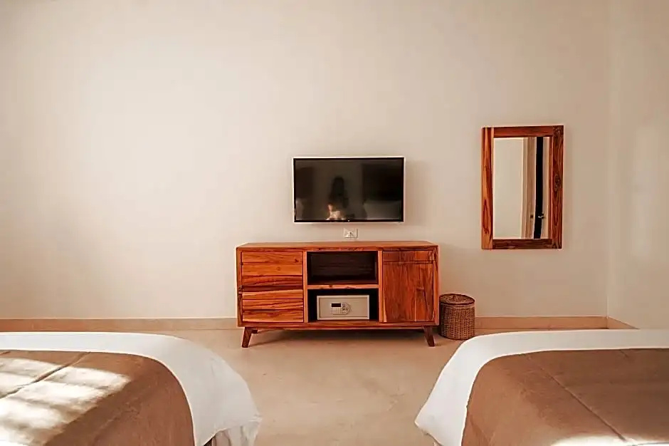 Deluxe Double room (twin beds)