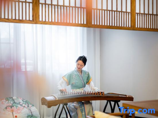 "Moshang Elegant Hotel (Wuhai Haibowan District Government Branch