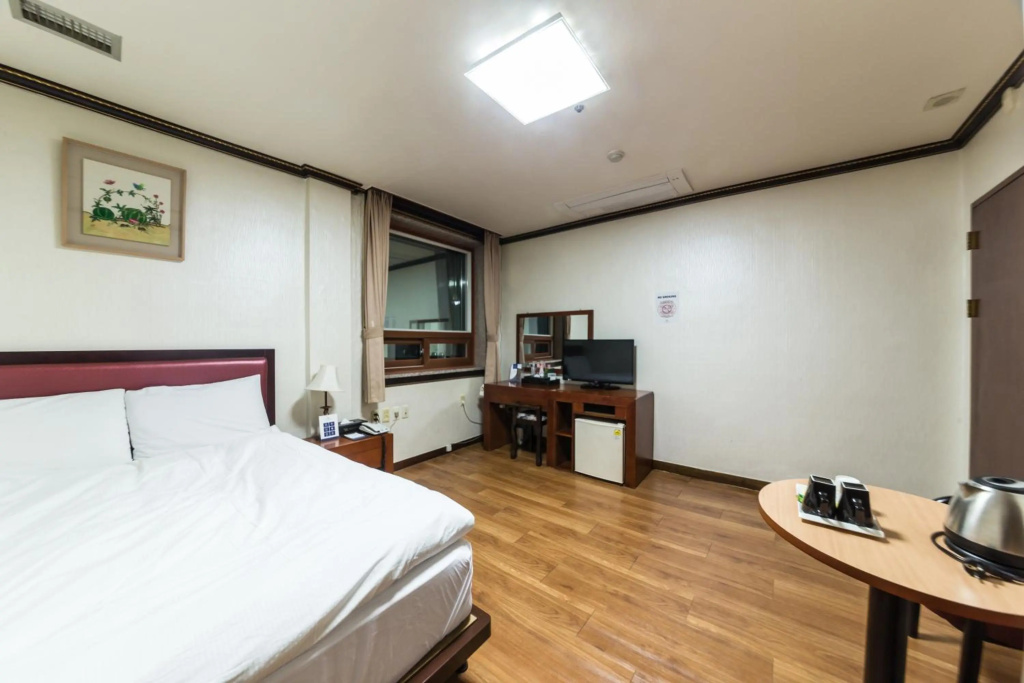 Youngbin Hotel — 3