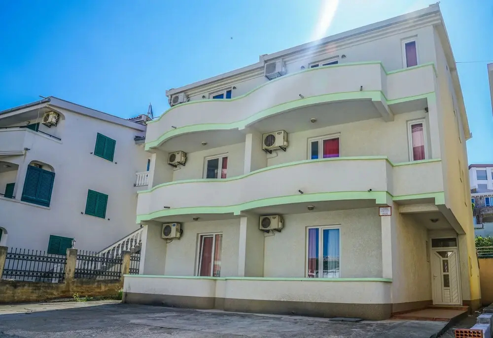 Anel Apartments