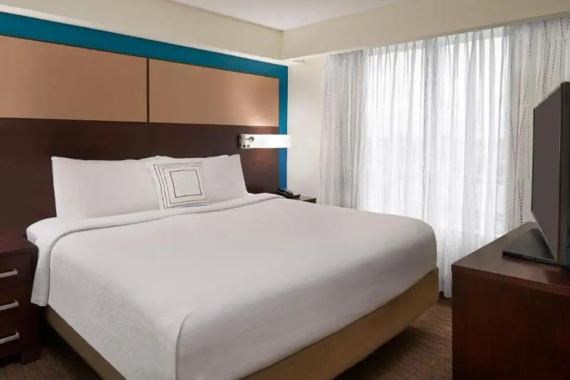 Residence Inn by Marriott Toronto Airport - Chambres