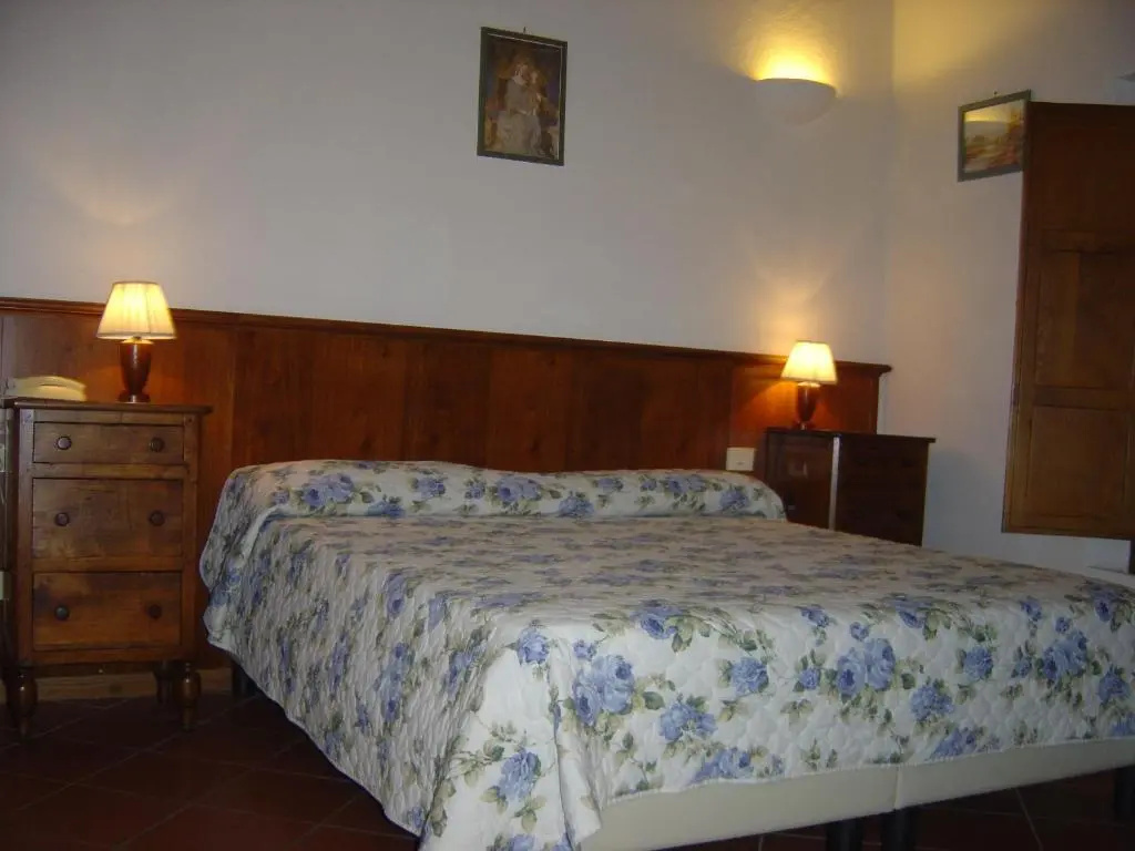 Economy room