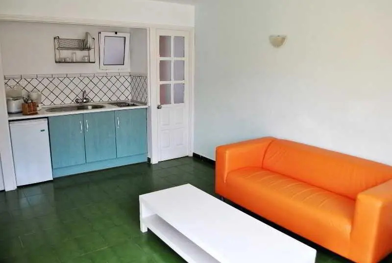 Bungalows Los Tucanes  - Chambres