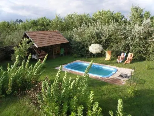 Akácliget vendégház - фото 2