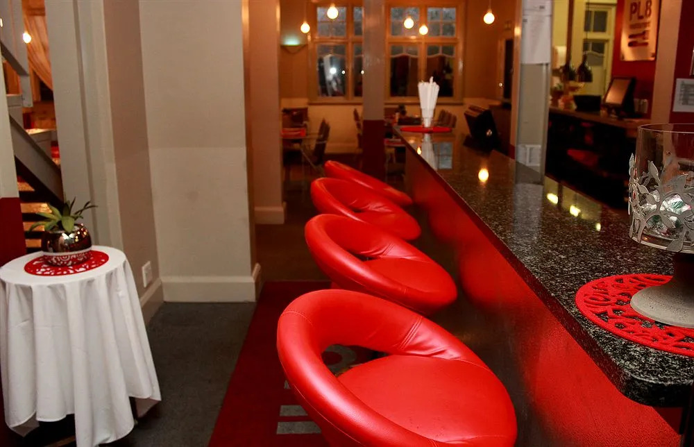 Hotel 64 on Gordon - фото 23