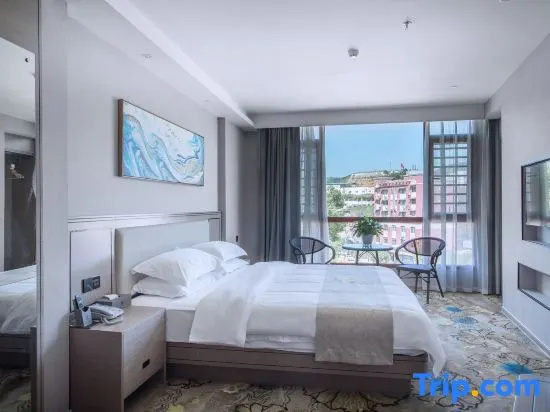 Deluxe Double room (full double bed)
