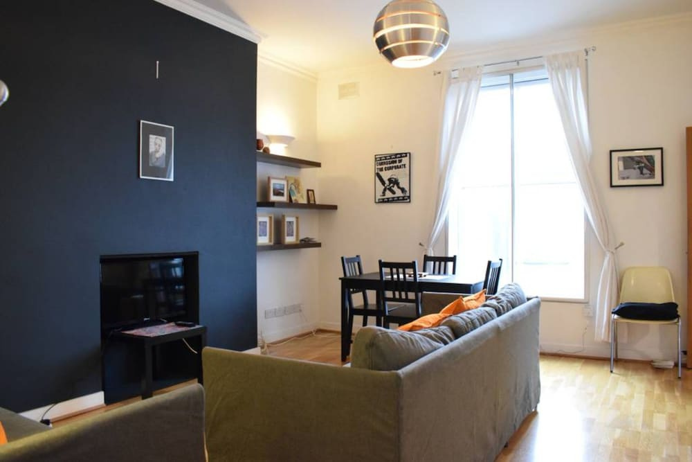 2 Bedroom Flat Sleeps 4 In Clapton