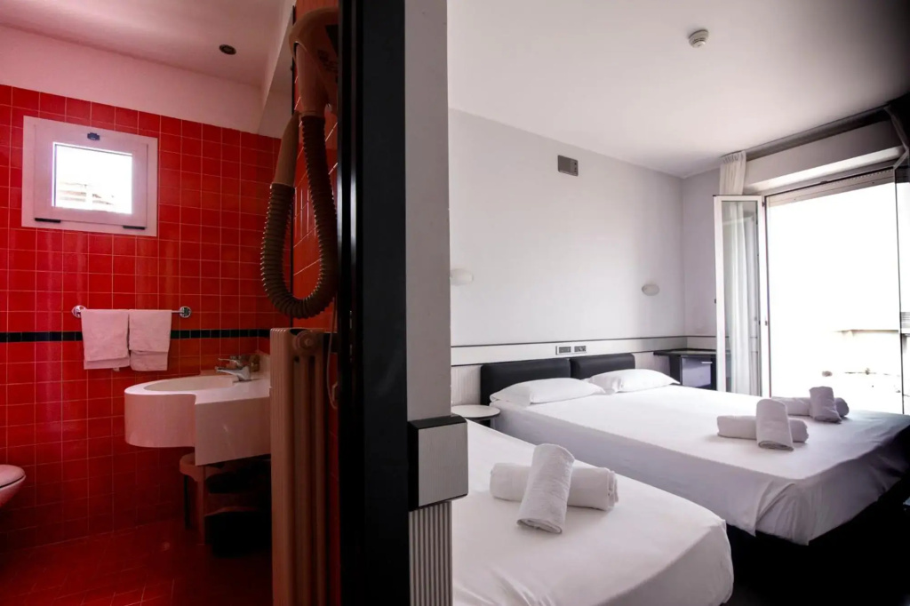 Hotel photo 11