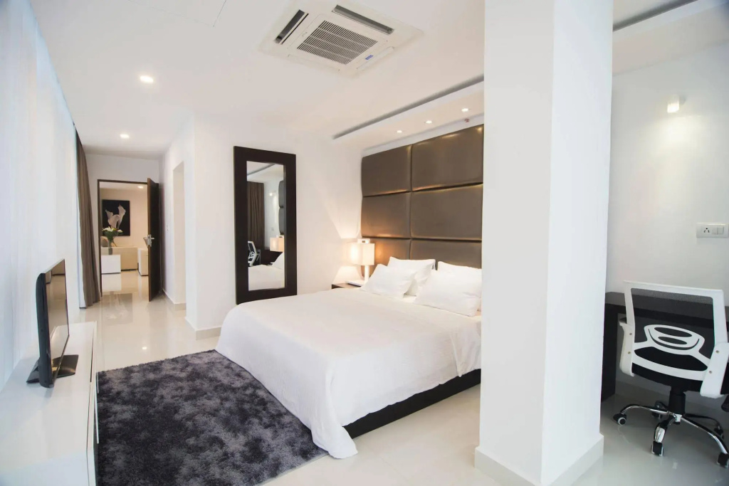 Platinum One Suites - фото 36