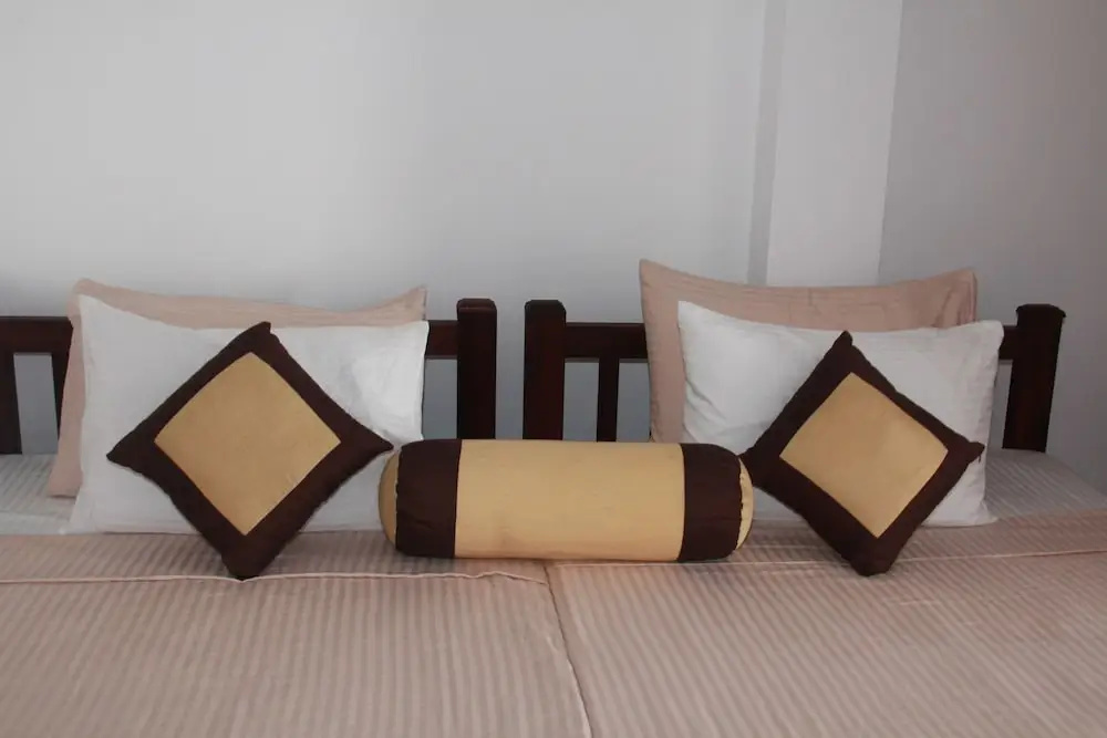 Ravindra Hotel and Restaurant - Général