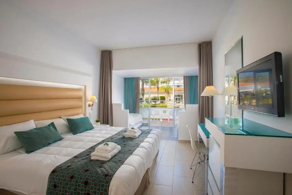 Leonardo Cypria Bay - Chambres