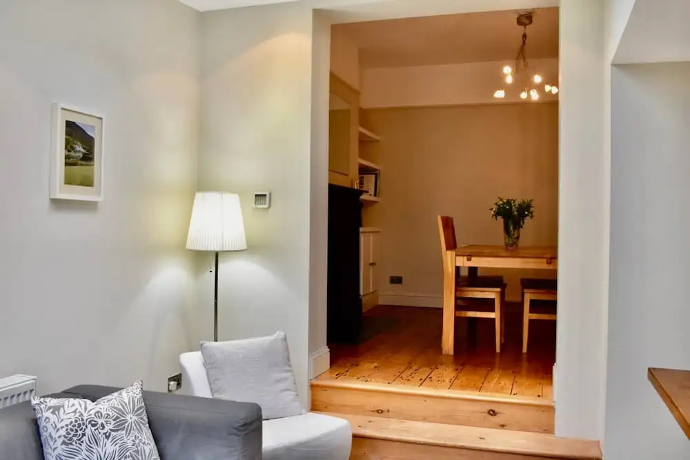 Newly Renovated 2 Bedroom Georgian House in Fairview