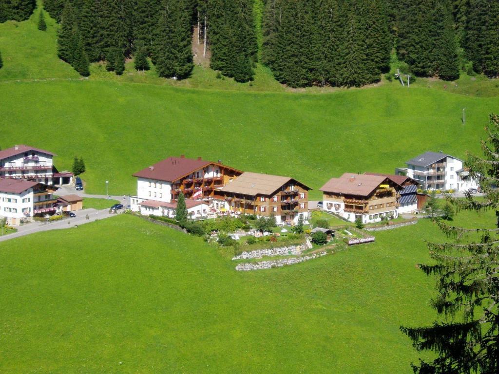 Hotel Alpenblume image