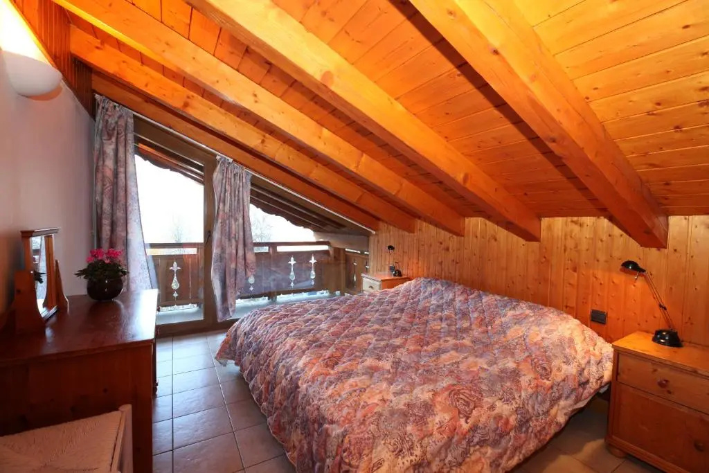 Voir la photo 2 — Duplex 260m2 foot of slopes - Living room lounges with fireplaces