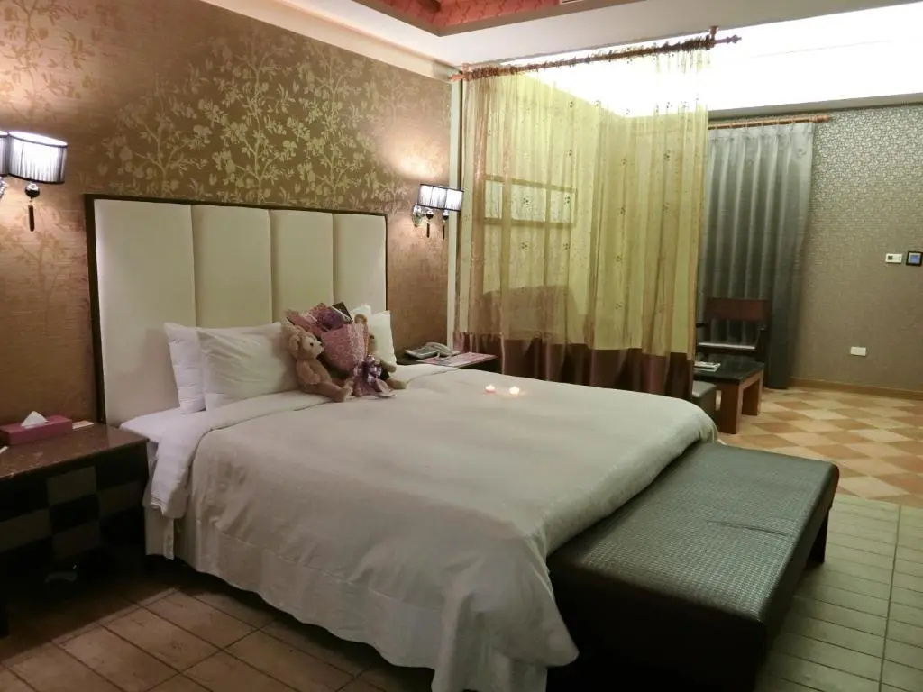 Standard Double room (full double bed)