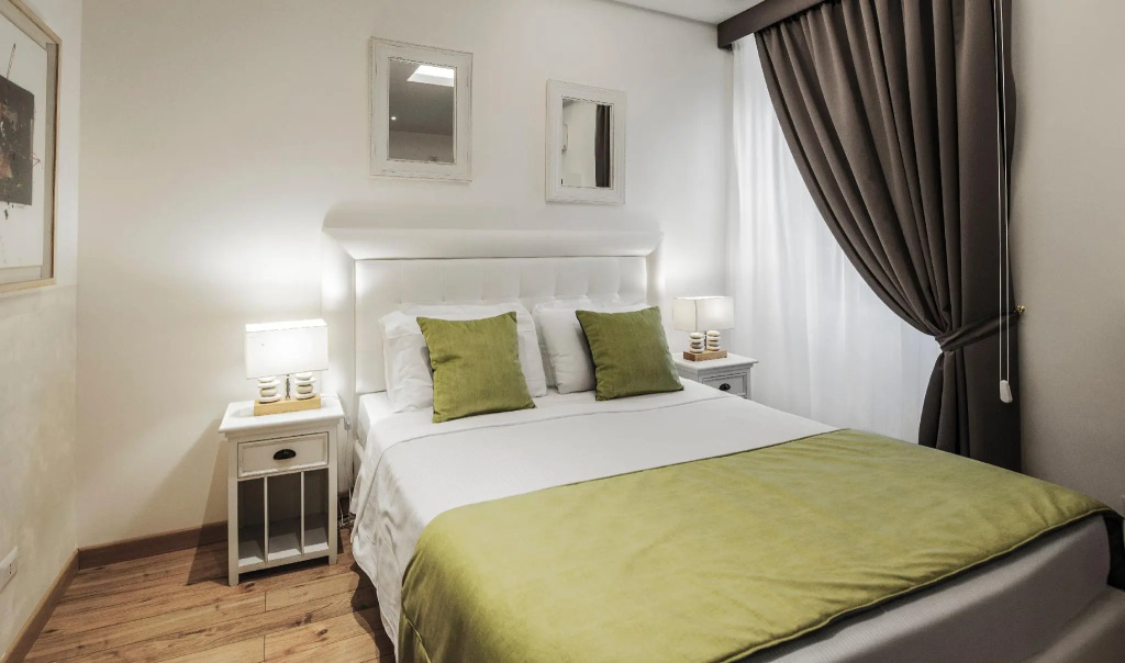 Economy room