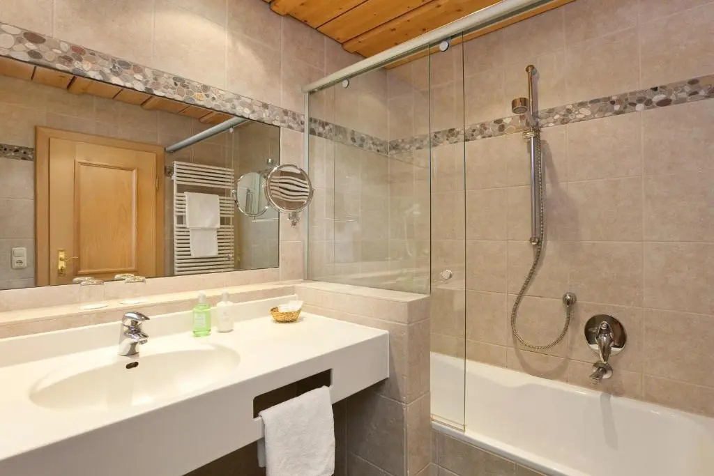 Hotel Hirsch - Chambres
