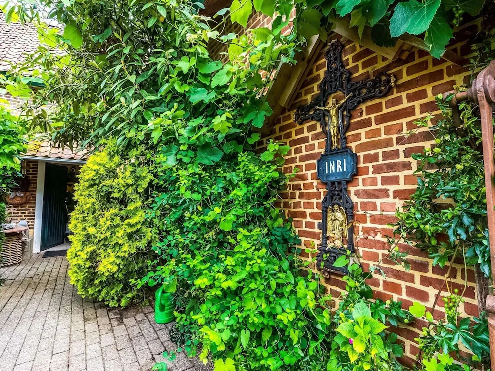 Oud-rekem Heritage Hideaway